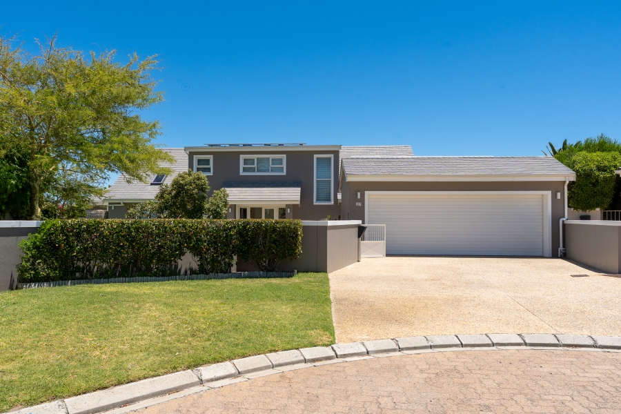 3 Bedroom Property for Sale in Lake Michelle Western Cape